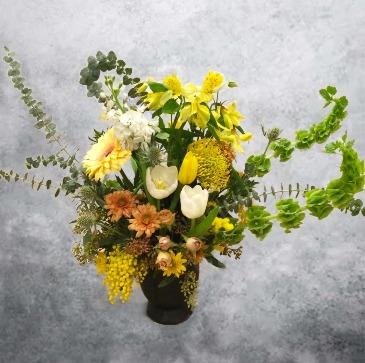 Wild and Free Designers choice in Sylvan Lake, AB | The B Nest Floral Design and Studio Wild and Free Designers choice in Sylvan Lake, AB | The B Nest Floral Design and Studio