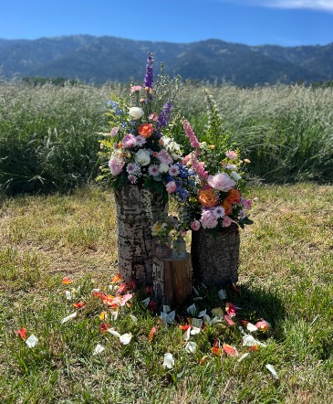 Wild Garden Mix Log Bouquets in La Grande, OR | FITZGERALD FLOWERS