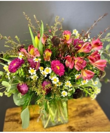 ‘Folklore’ Wildflower Designers Choice in Norfolk, NE | Blossom + Birch