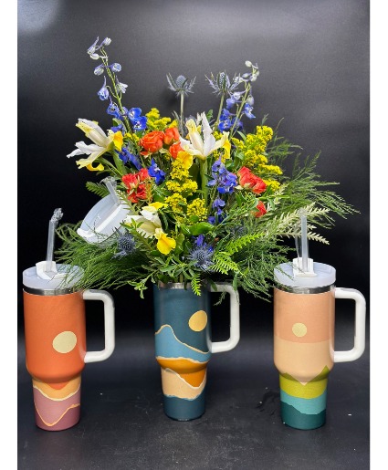 Wildflower Tumbler Arrangement Designers Choice