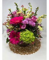 Willow basket with Flowers 