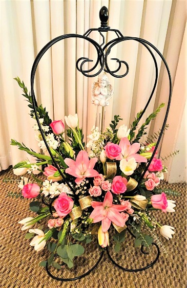 F*  Wind Chime & Memories Pink SHOP EXCLUSIVE in Fort Worth, TX | DAVIS FLORAL DESIGNS