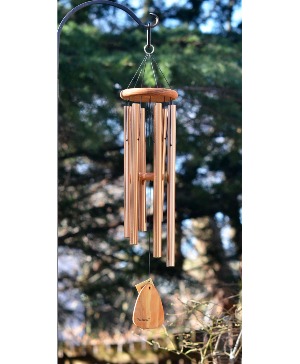 wind chimes deluxe comes with a stand