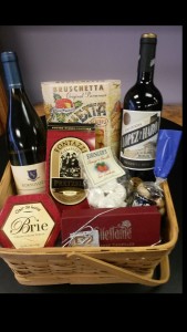 Wine Gift Basket Gift Basket in Danbury, CT | JUDDS FLOWERS Wine Gift Basket Gift Basket in Danbury, CT | JUDDS FLOWERS