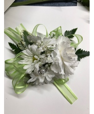 winter and mint Corsage