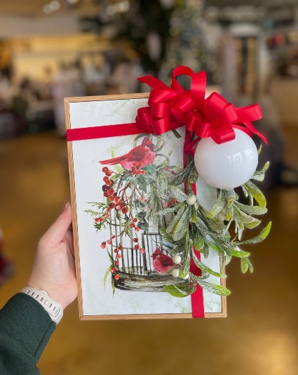 Winter Cardinal Photo Frame with Silk 