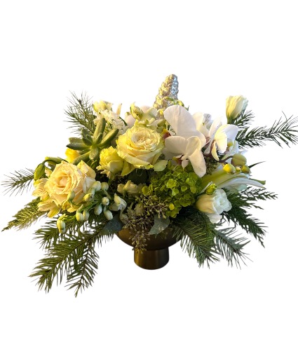 Winter White Gilded Glamour  