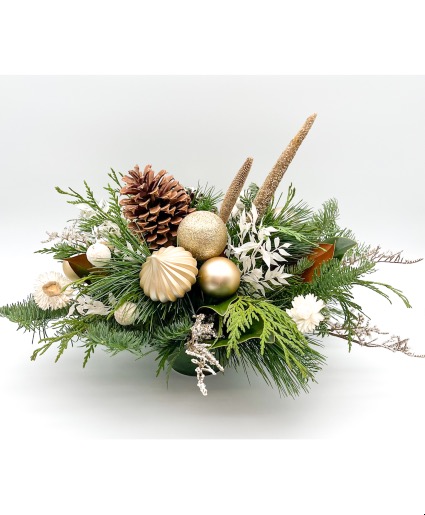 Winter Greens & Dried Florals 