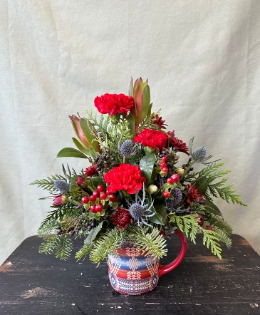 Pendleton Red Berry Winter Mug  in La Grande, OR | FITZGERALD FLOWERS