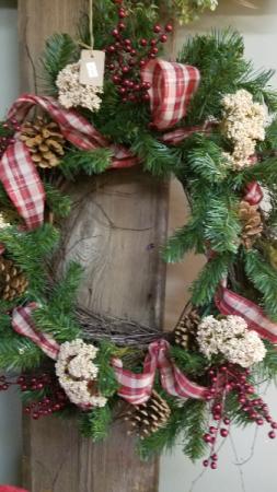 Winter Pine Wreath 