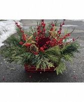 Winter planter in red sparkle pot 