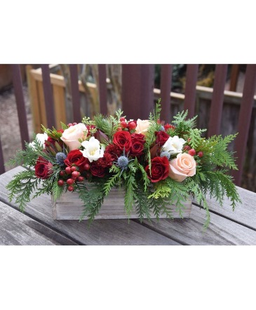 Winter Rose Evergreen Centerpiece – Luxury Christm  in Glen Burnie, MD | FORGET ME NOT FLOWERS AND GIFTS
