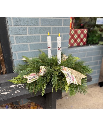 Winter smiles centerpiece 