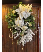 Hand Designed White Aritifical Christmas Wreath  Gifts