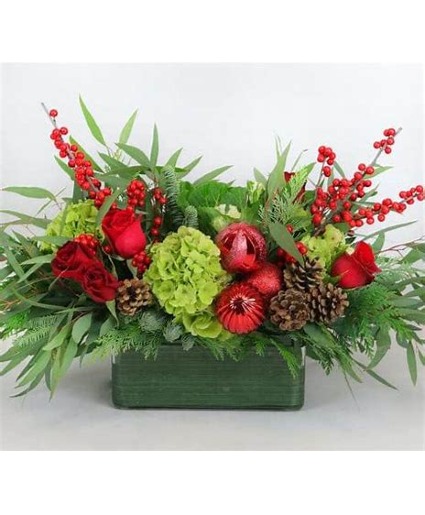 Winter Wonder Christmas Centerpiece