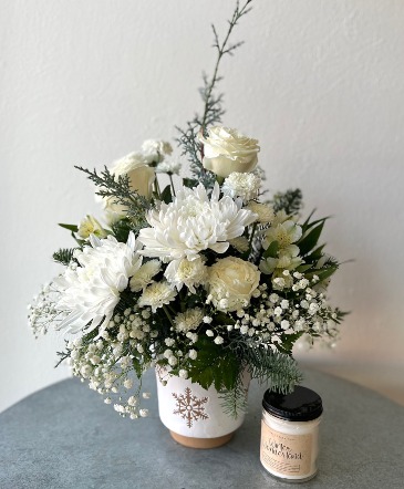 Winter Wonderland Gift Set in La Grande, OR | FITZGERALD FLOWERS