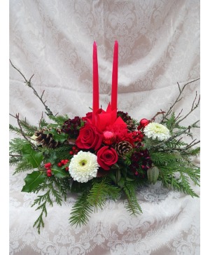 Winter  Wood Red Table Center Piece