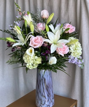 WINTER'S ROMANCE FLOWER ARRANGEMENT