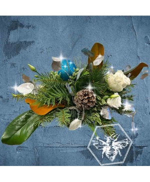 Winters Warmth Center Piece Designers Choice