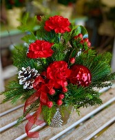 Wintertide Christmas arrangement