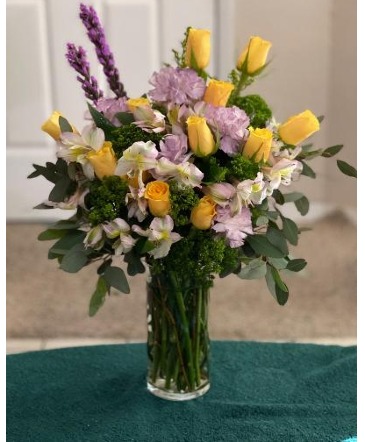 WITH SYMPATHY Flowers Sent to the Home in Fairfield, CA | ADNARA FLOWERS & MORE
