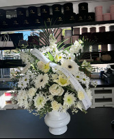 Wonderful in white Vase arrangement