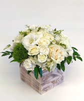 Wonderful Whites Floral Bouquet