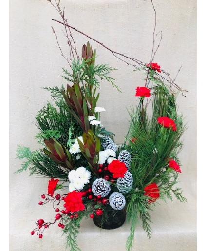 Woodland Winter Fresh Arrangement