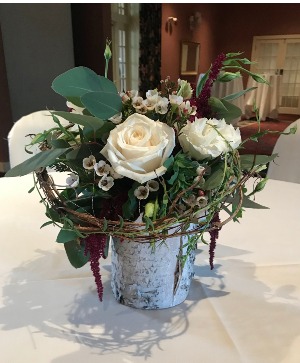 Woodsy Centerpiece Wedding Flowers