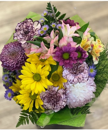 Wrapped Bouquet / Designer's Choice in Portland, MI | COUNTRY CUPBOARD FLORAL Wrapped Bouquet / Designer's Choice in Portland, MI | COUNTRY CUPBOARD FLORAL