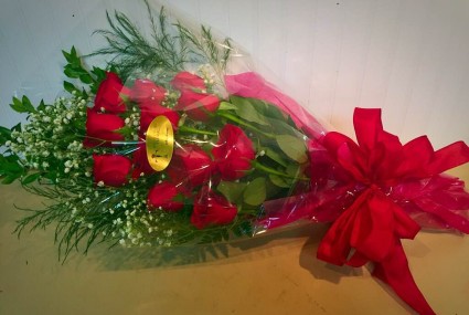 Wrapped Dozen Roses with Baby's Breath