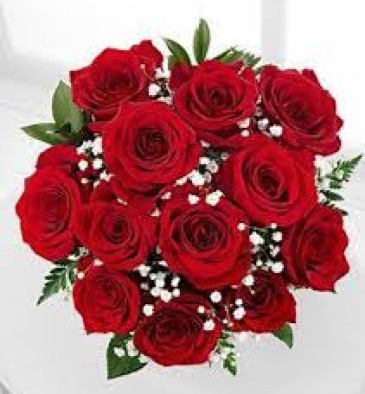 Wrapped Red Roses 12pm Show Wrapped Bouquet in Henderson, NC | Michael's Florist Wrapped Red Roses 12pm Show Wrapped Bouquet in Henderson, NC | Michael's Florist