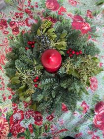  Assorted Center Pieces Center Piece