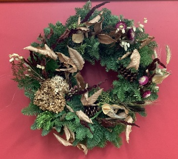 Wreath Custom Decorated Wreath in Hardwick, VT | THE FLOWER BASKET