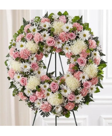 Wreath Pink & White  in Hagerstown, MD | TG Designs - The Flower Senders