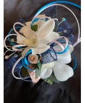 Wrist Corsage Orchid-Pink and Turquoise 