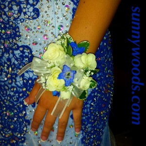 Wristlet HPR Corsage in Chatham, NJ - SUNNYWOODS FLORIST