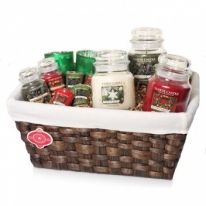 Yankee Candle Gift Basket Assorted Christmas Scents And