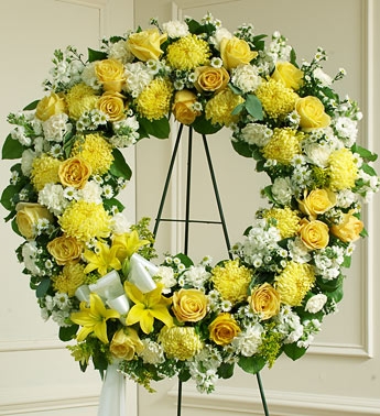 Yellow and white Standing Wreath 