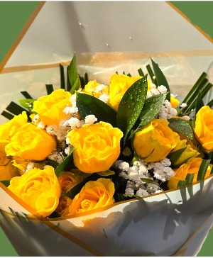 YELLOW MELLOW BOUQUET OF ROSES Spray roses and Baby's breath