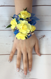 YELLOW MINI CARNATION WRIST CORSAGE