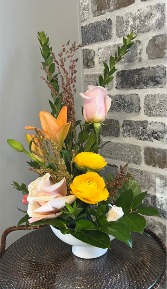 yellow  ranunculus charm Ceramic Arrangement