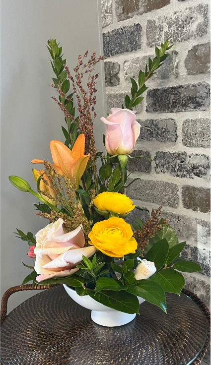 yellow  ranunculus charm Ceramic Arrangement