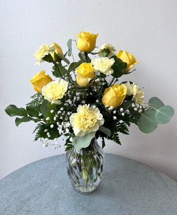 Half Dozen Rose and Carnation (Yellow)  in La Grande, OR | FITZGERALD FLOWERS