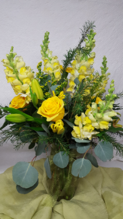yellow sunshine vase arrangement
