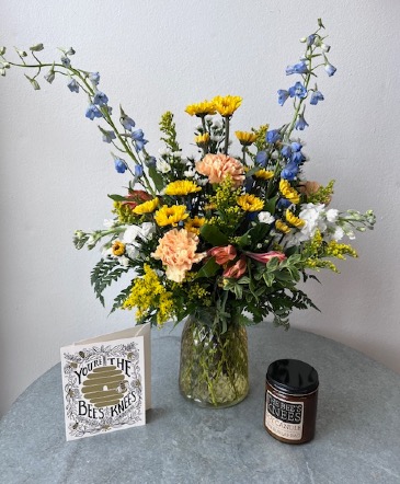 You are the Bees Knees  in La Grande, OR | FITZGERALD FLOWERS