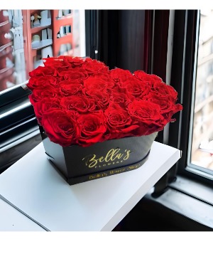 You Hold My Heart 25 Roses In Heart Box