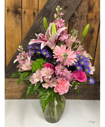 Young Love Flower Arrangement in Moncks Corner, SC | Mama and Me Flowershack Young Love Flower Arrangement in Moncks Corner, SC | Mama and Me Flowershack