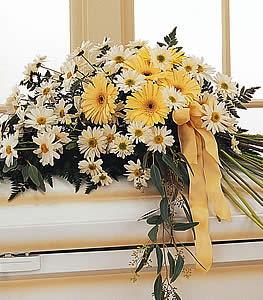 Youthful Loss Casket Spray in Mechanicsburg, PA | Garden Bouquet Youthful Loss Casket Spray in Mechanicsburg, PA | Garden Bouquet